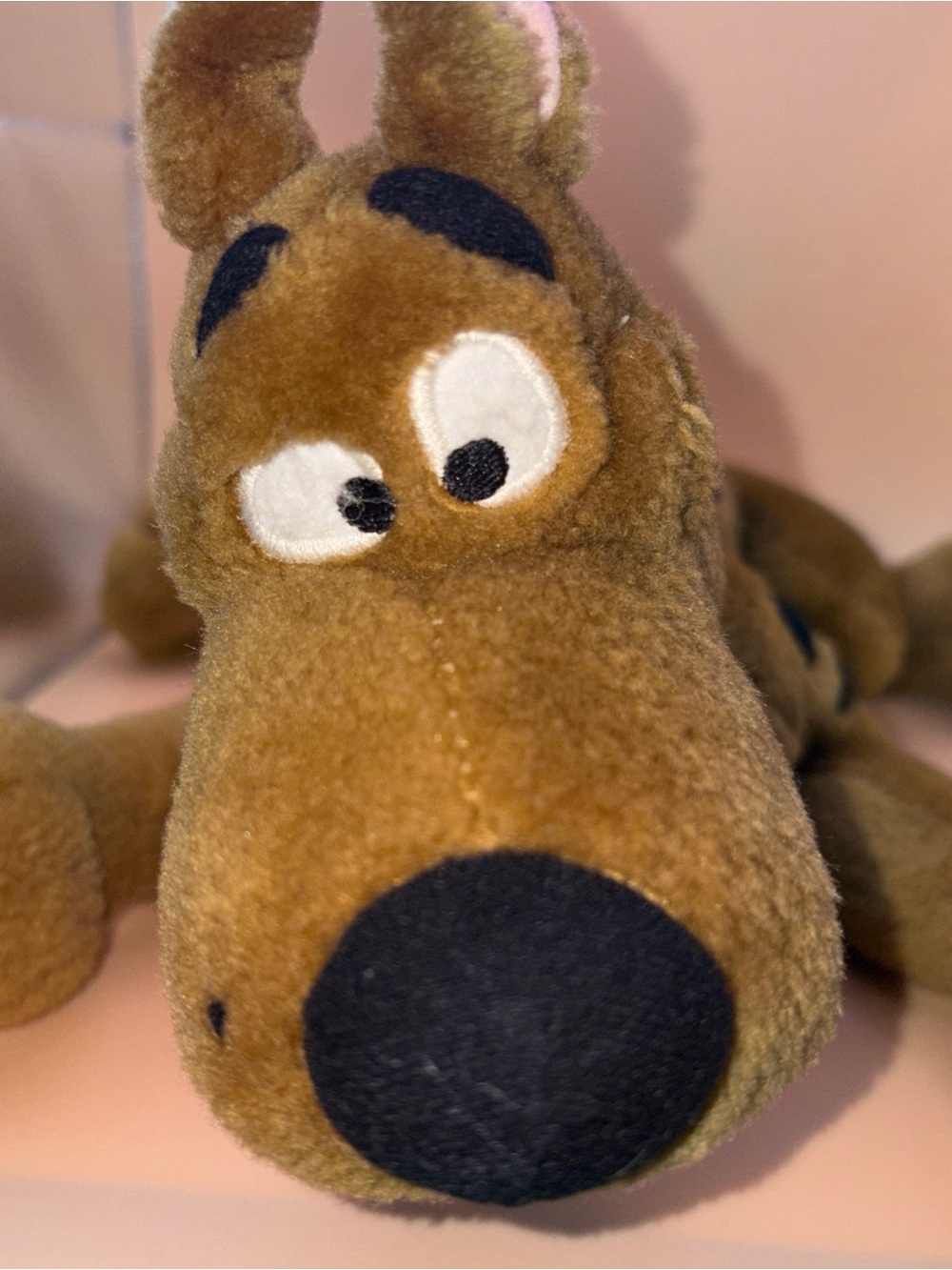 Vintage 2001 Scooby-Doo Plush Cartoon Network 13"